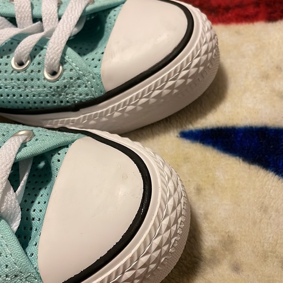 Converse brand new with no tags - Picture 2 of 8